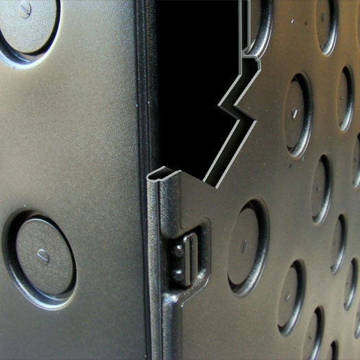 Cutaway view of the 4x6 Hunting Blind