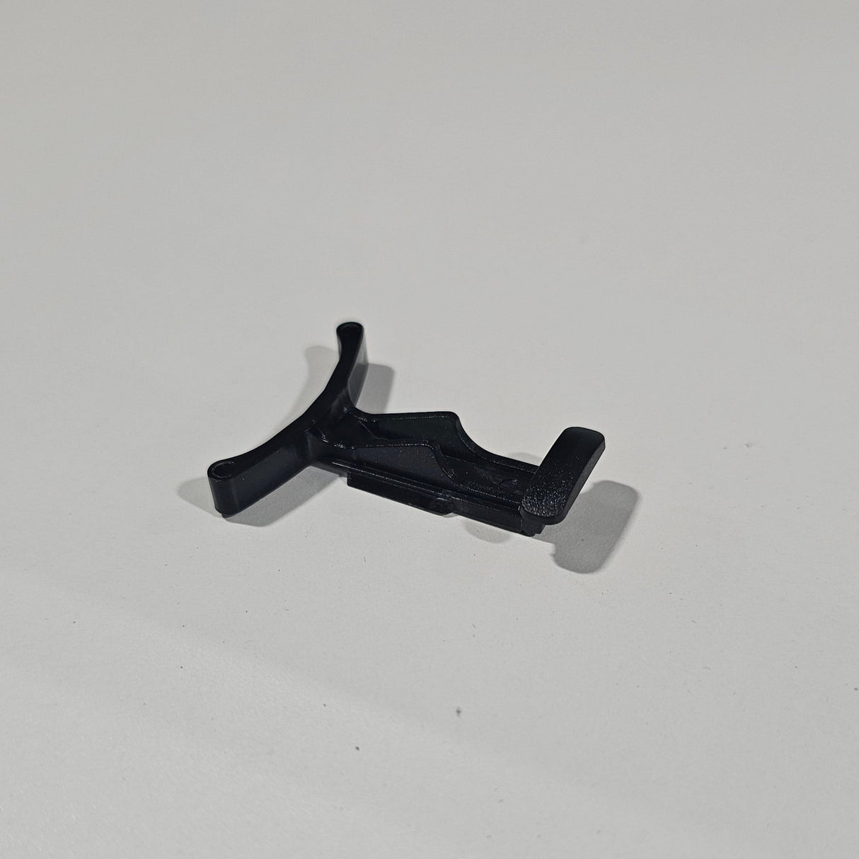 the Mount Clip for Control Screen pictured