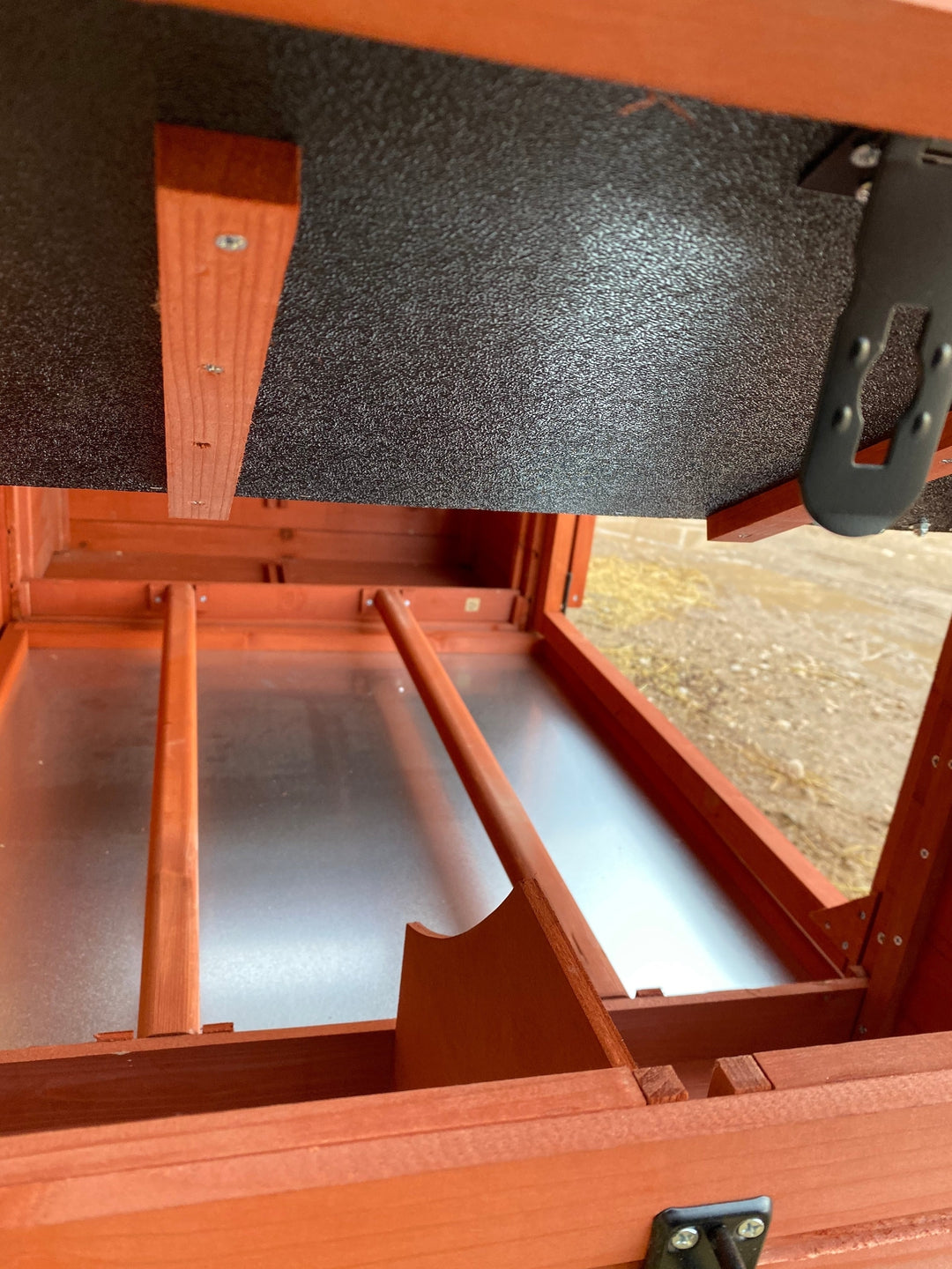 Chicken Coop for 6 Chickens - Orpington Lodge with Run Options
