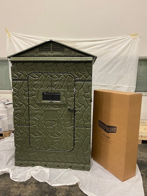 4x4 Hunting Freedom Blind front view with box
