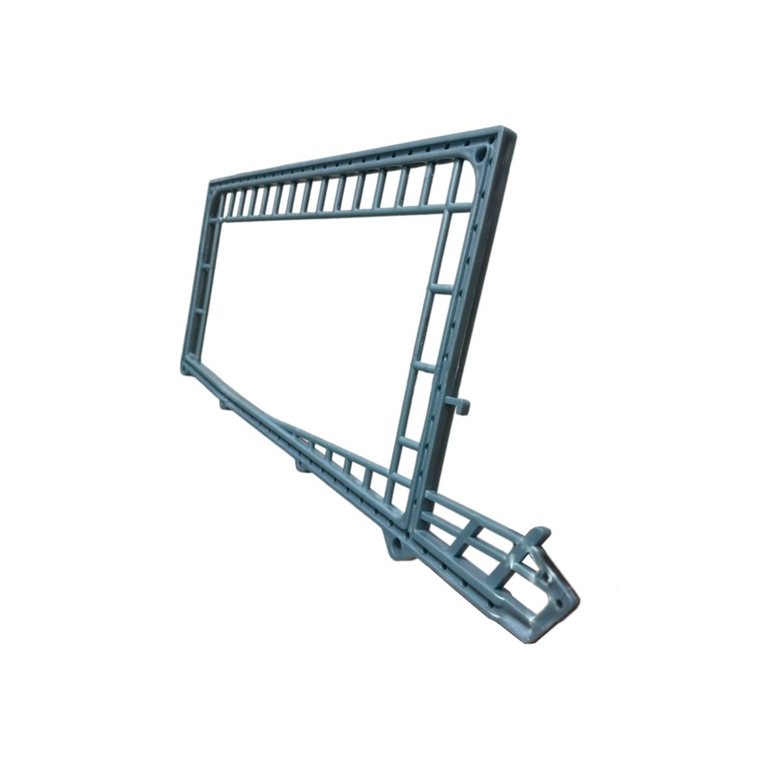  Hatching Time Cimuka. Middle Wall for Hutch Style Setups -