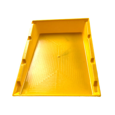 Cimuka Yellow 1 section manure tray - Hatching Time